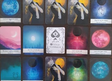 خرید کارت اوراکل ماه شناسی Moonology Oracle Cards